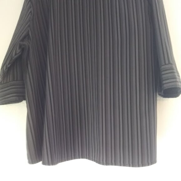 DCC woman's size 3X black, white and gray striped top - Picture 6 of 14